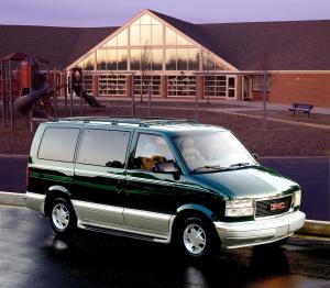 GMC Safari 1996 года